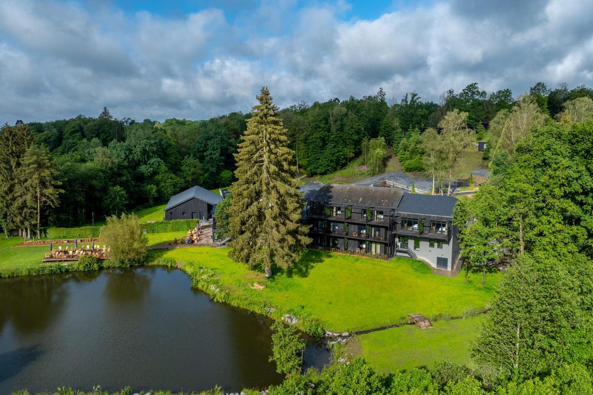 Hillview Resort Grandvoir 纳沙托 外观 照片